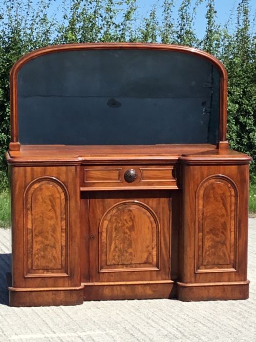 Fabulous Quality Compact Victorian Sideboard with Mirror