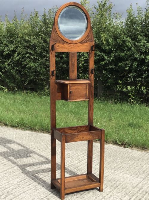 Attractive Compact Oak Hallstand
