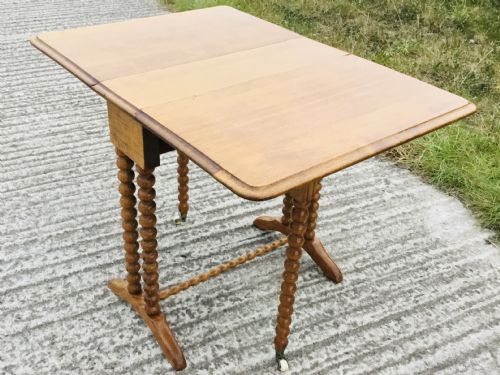 Bobbin Turned Honey Oak Compact Sutherland Table