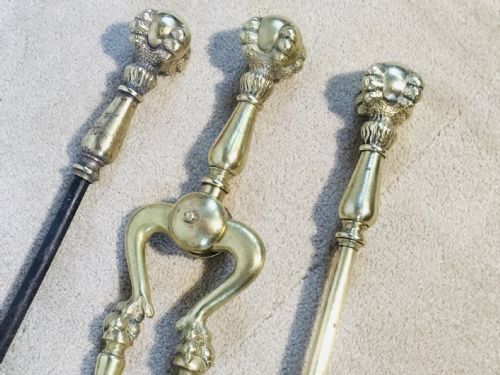 RARE BRASS FIRESIDE SUITE OF CLAW BALL DESIGN - ADDITIONAL PHOTO 7