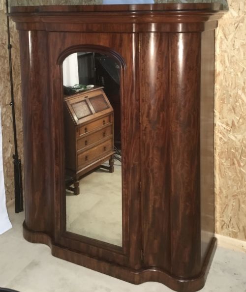 FABULOUS MID VICTORIAN COMPACTUM WARDROBE - ADDITIONAL PHOTO 8