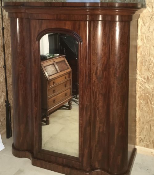 FABULOUS MID VICTORIAN COMPACTUM WARDROBE - ADDITIONAL PHOTO 9