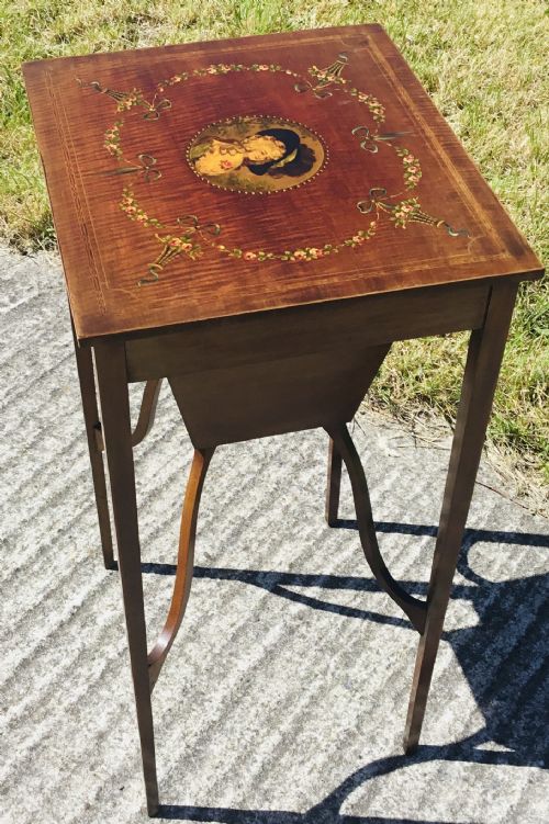 FINE QUALITY INLAID PORTRAIT DECORATED WORK BOX - ADDITIONAL PHOTO 13