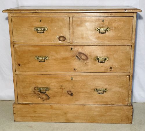 Victorian Pine Chest of Drawers