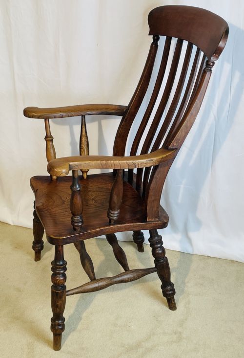 Superb Windsor Lath Back Country Chair