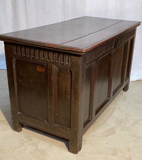 18TH CENTURY OAK COFFER - ADDITIONAL PHOTO 7