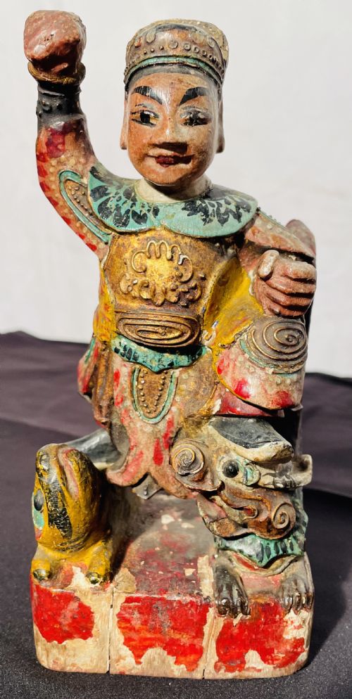 EARLY 19TH CENTURY CHINESE WOODEN CARVED POLYCHROME PAINTED FIGURE - ADDITIONAL PHOTO 6
