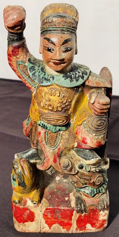 EARLY 19TH CENTURY CHINESE WOODEN CARVED POLYCHROME PAINTED FIGURE - ADDITIONAL PHOTO 7