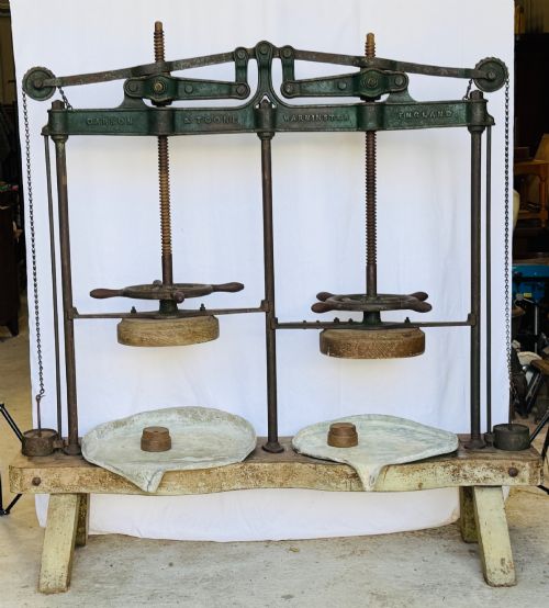 Wiltshire Made Double Cheese Press