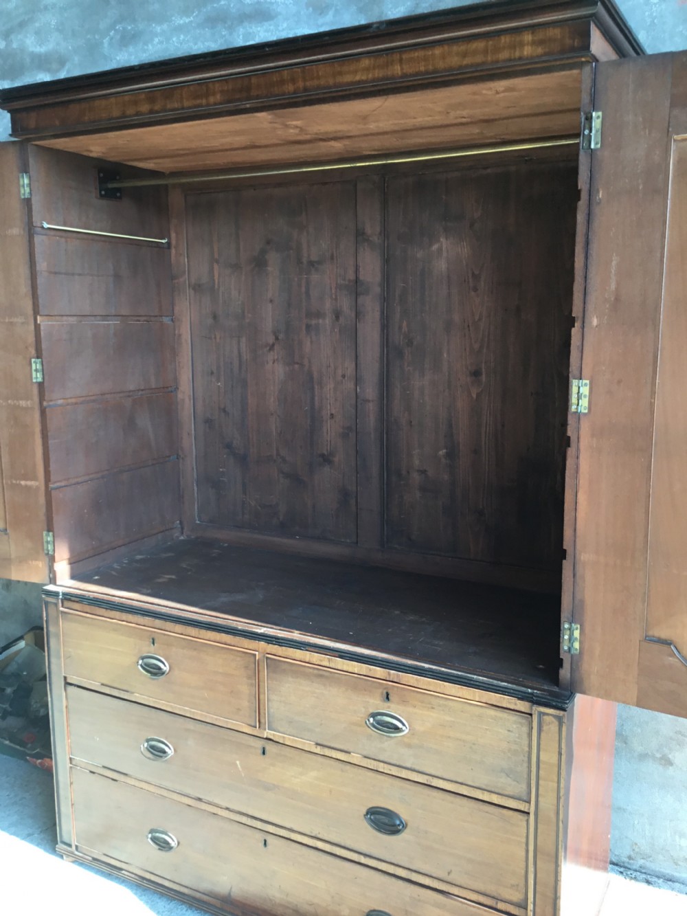 Fine Mahogany Linen Press/Wardrobe  View III