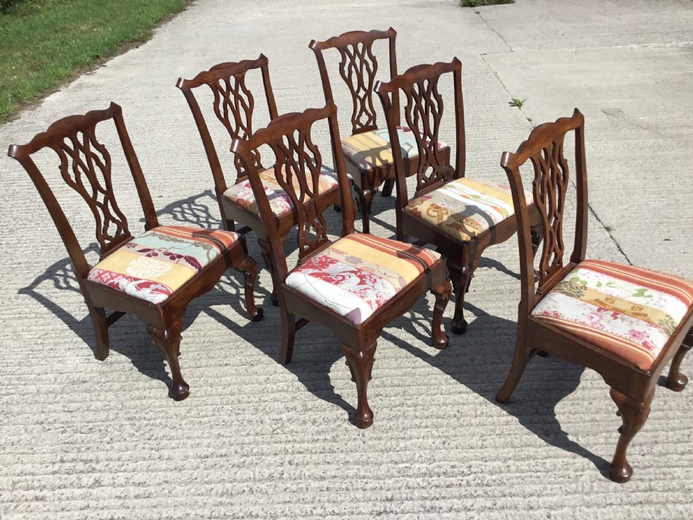 Set of 6 Dining Chairs View VI