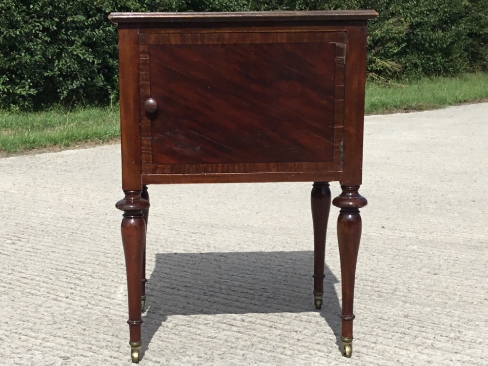 Victorian Mahogany Pot Cupboard 