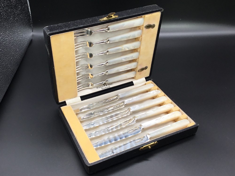 Cased Set Walker & Hall Fruit Forks & Knives