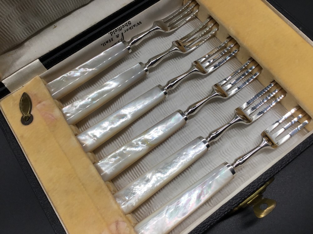 Cased Set Walker & Hall Fruit Forks & Knives View VII