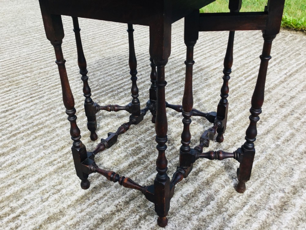 Compact Oak Gateleg Occasional Table  View VII