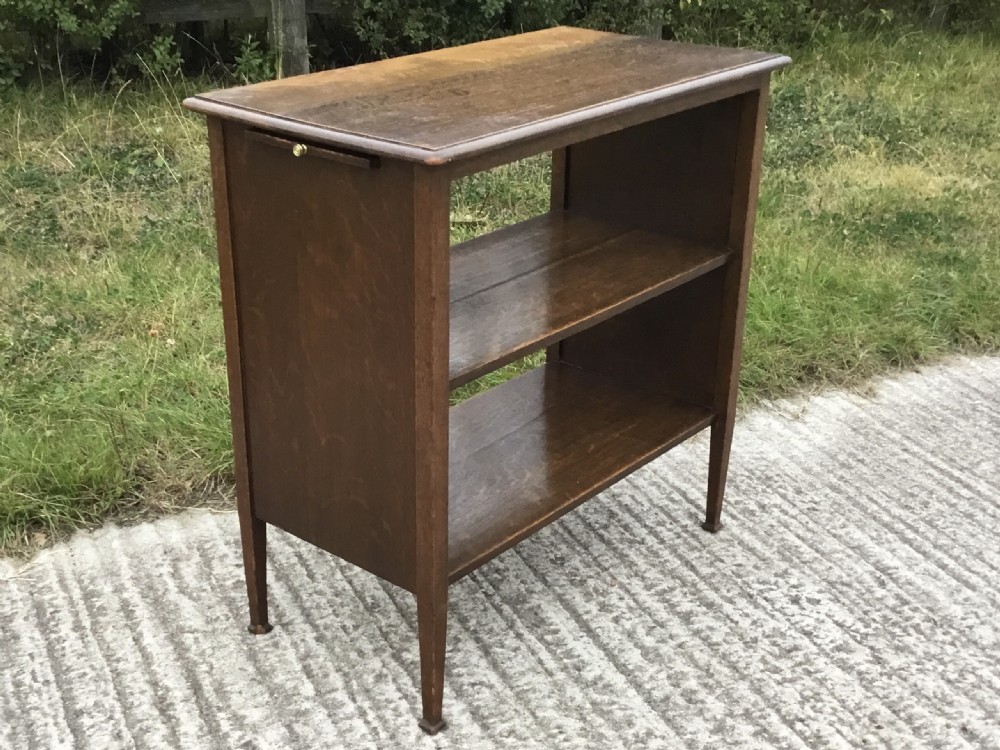 Arts & Crafts Bookcase with Lamp Slides View VI