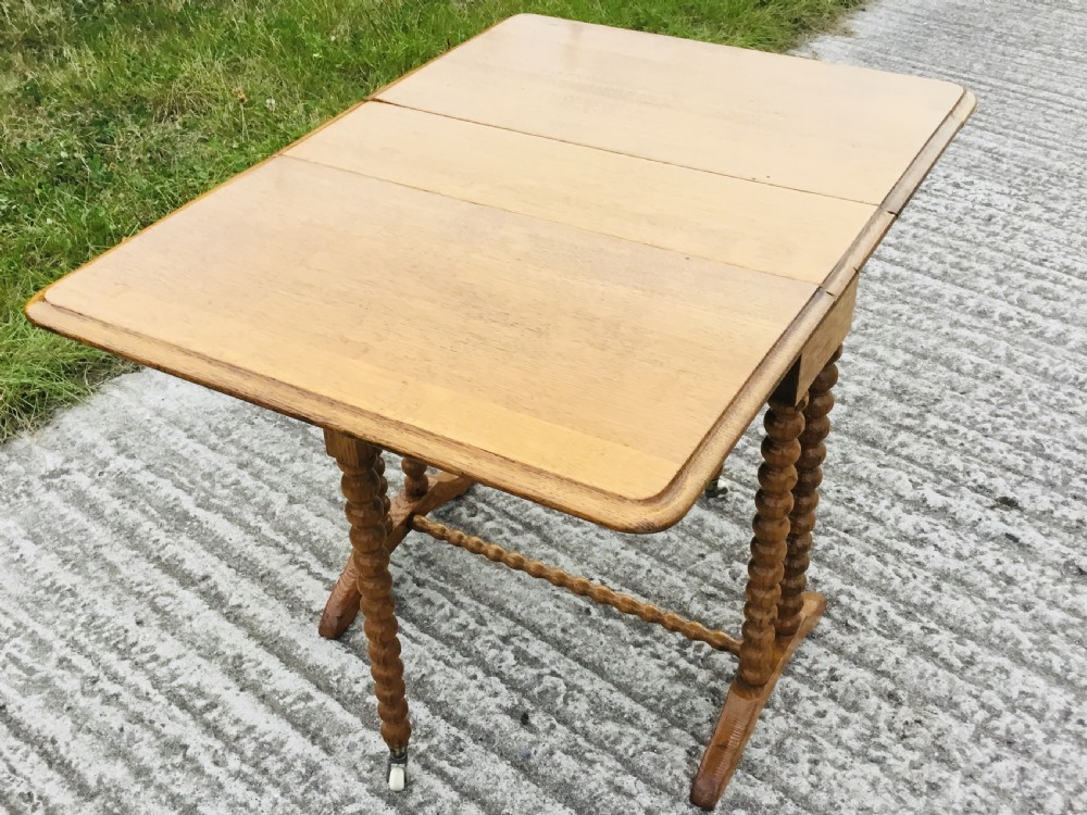 Bobbin Turned Honey Oak Compact Sutherland Table View II