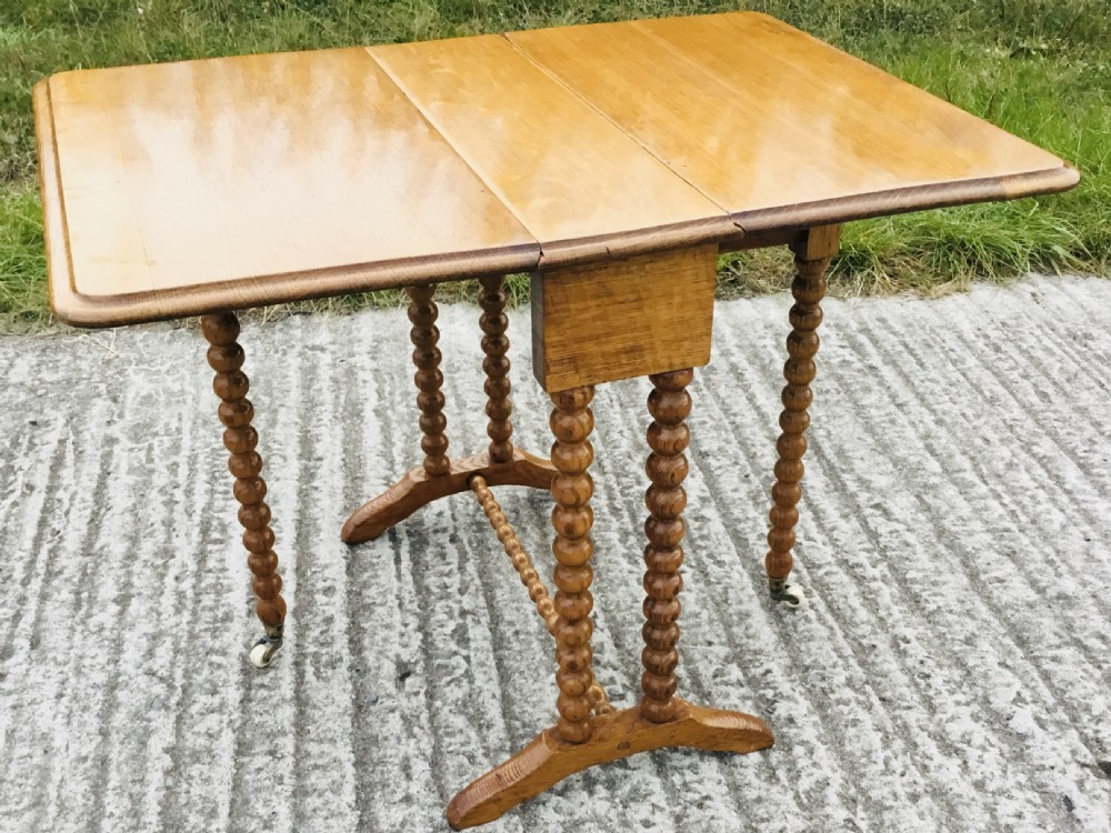 Bobbin Turned Honey Oak Compact Sutherland Table View III