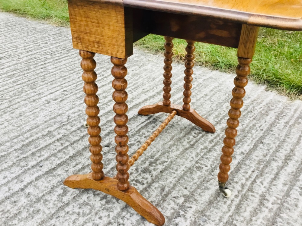 Bobbin Turned Honey Oak Compact Sutherland Table View V