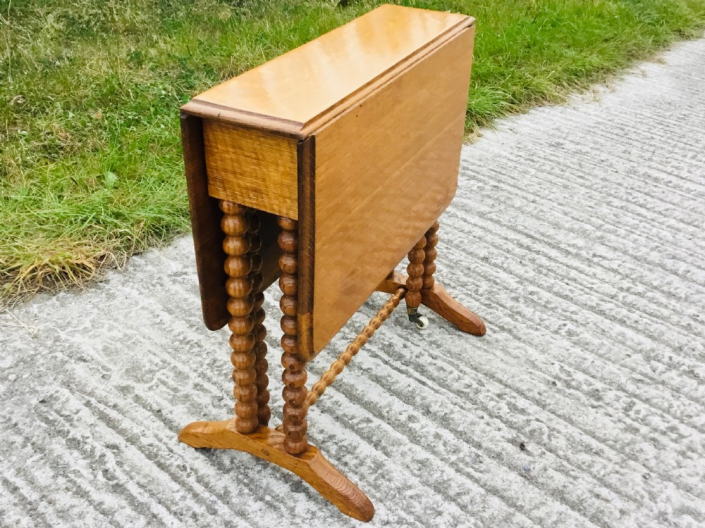 Bobbin Turned Honey Oak Compact Sutherland Table View X