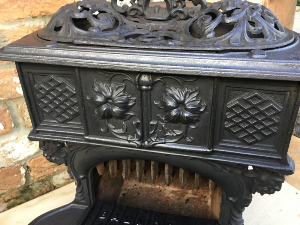 Pretty 19th Century Cast iron Stove View VII