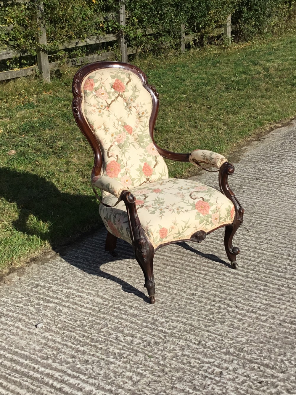 Victorian Ladies Open Armchair in Walnut View IV