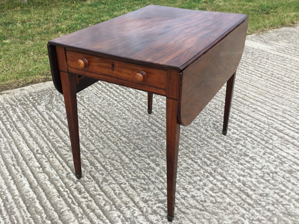 Georgian Mahogany Pembroke Table 