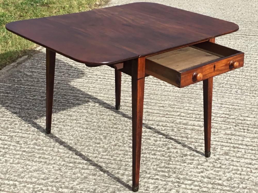 Georgian Mahogany Pembroke Table  View XI