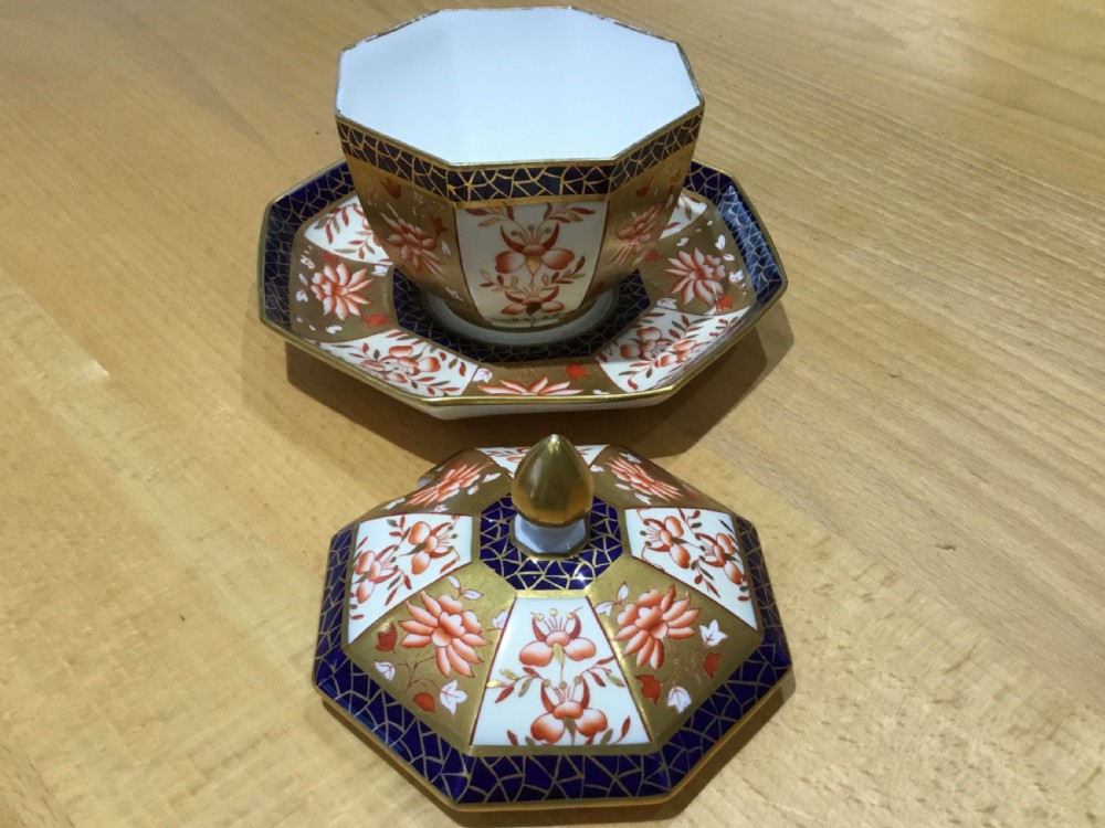Rare Wedgwood 19C. Imari Pattern Small Tureen View IX