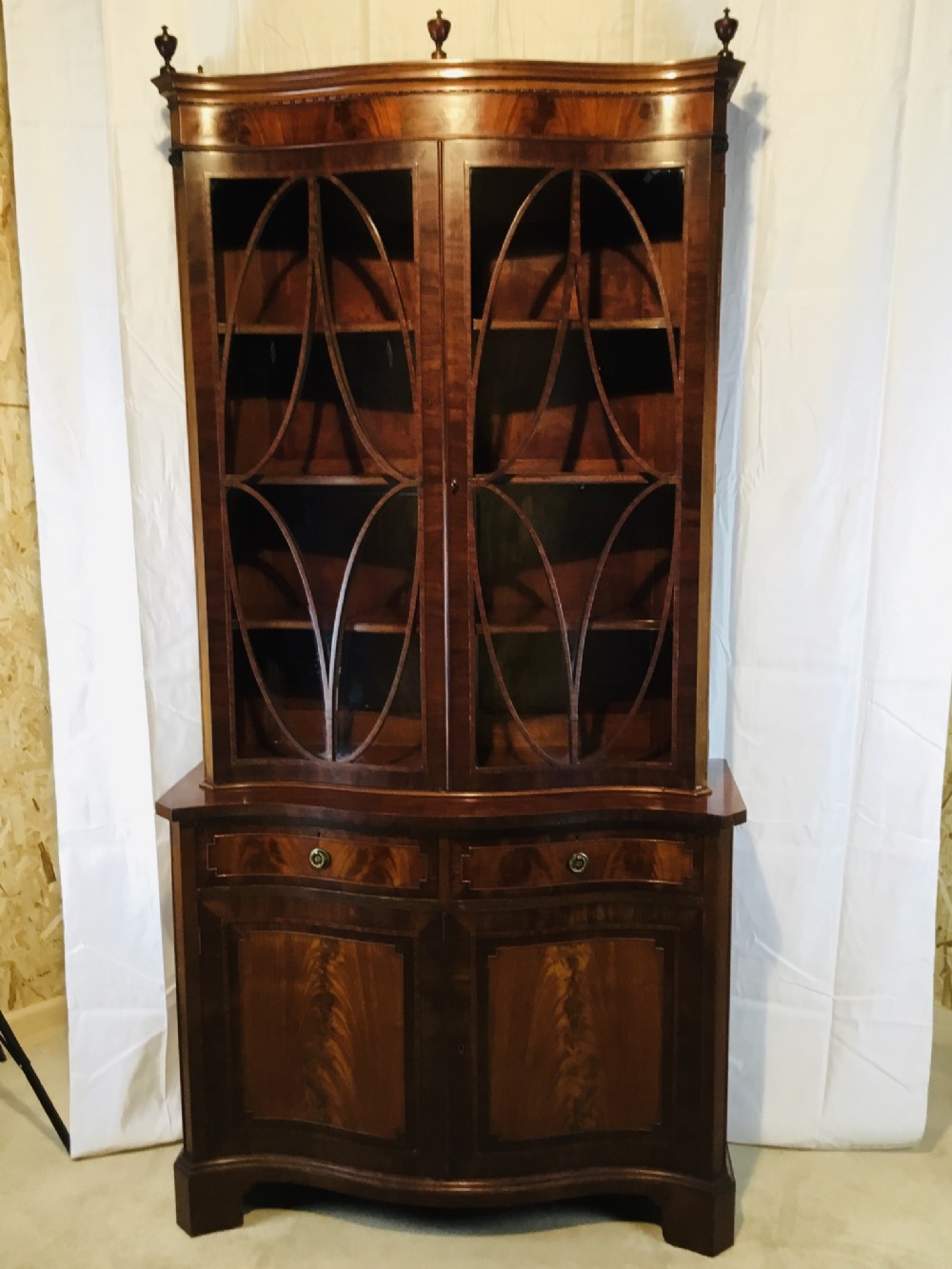 Superb Edwardian Serpentine Fronted Bookcase on Cupboard