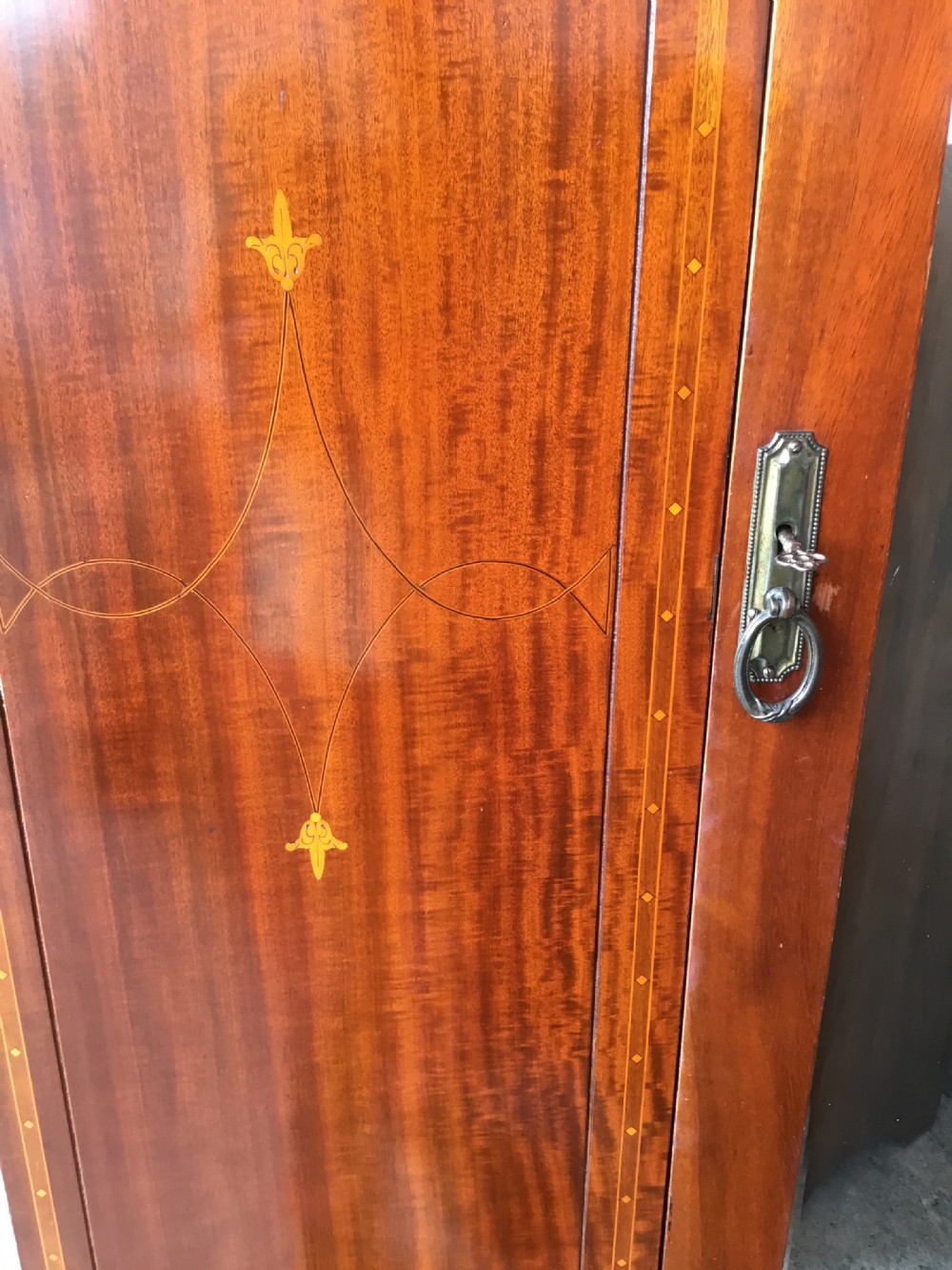 Edwardian Inlaid Mirror Door Wardrobe  View XII