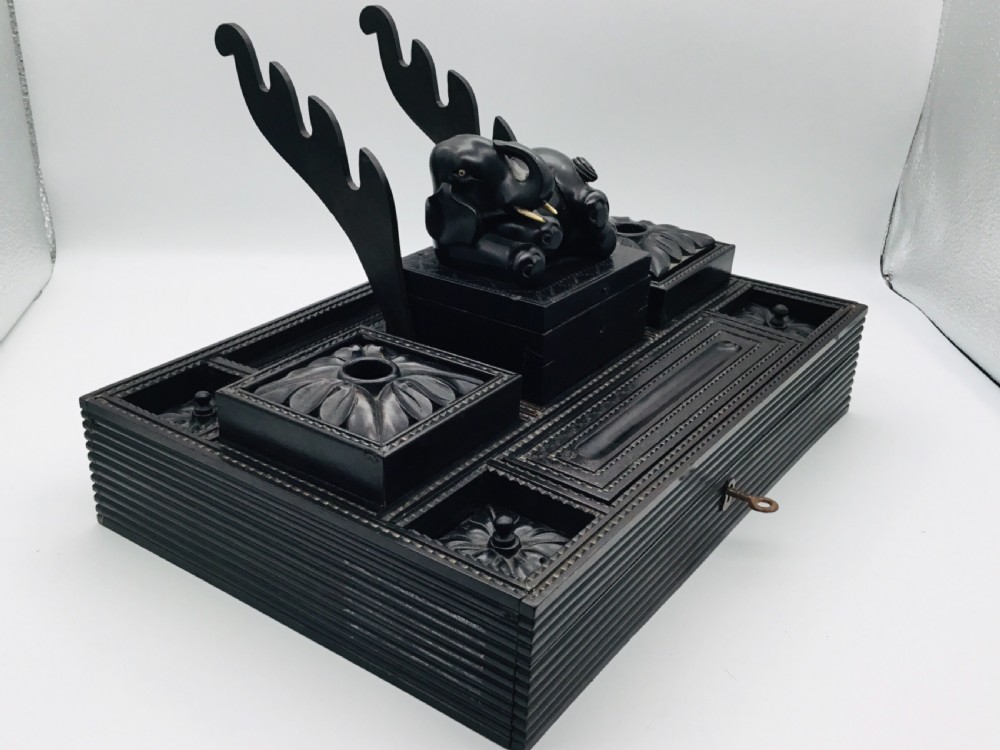Impressive Ebony Gentleman’s Desk Stand