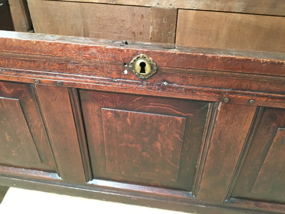 18th C Coffer in great condition  View VI