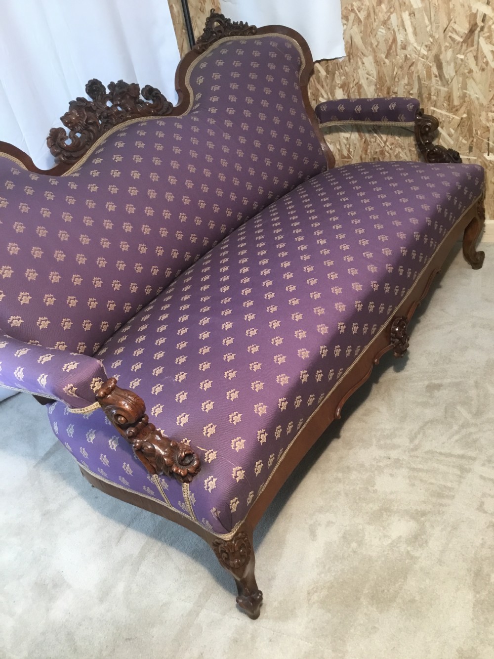 Superb Continental Carved Show Wood Settee View VI