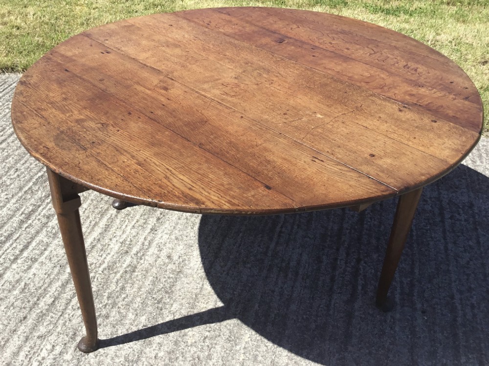 19th C Oak Oval Pad Foot Gateleg Table