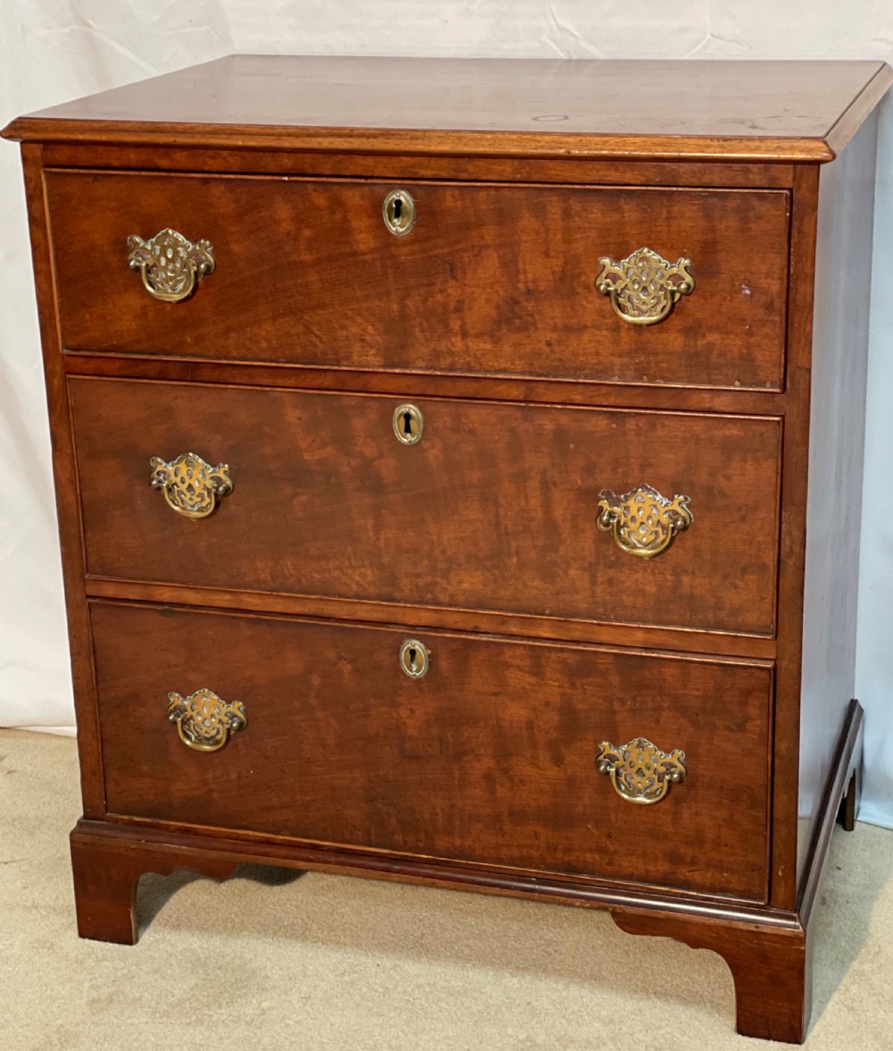 Plum Pudding Mahogany 3 Drawer Chest