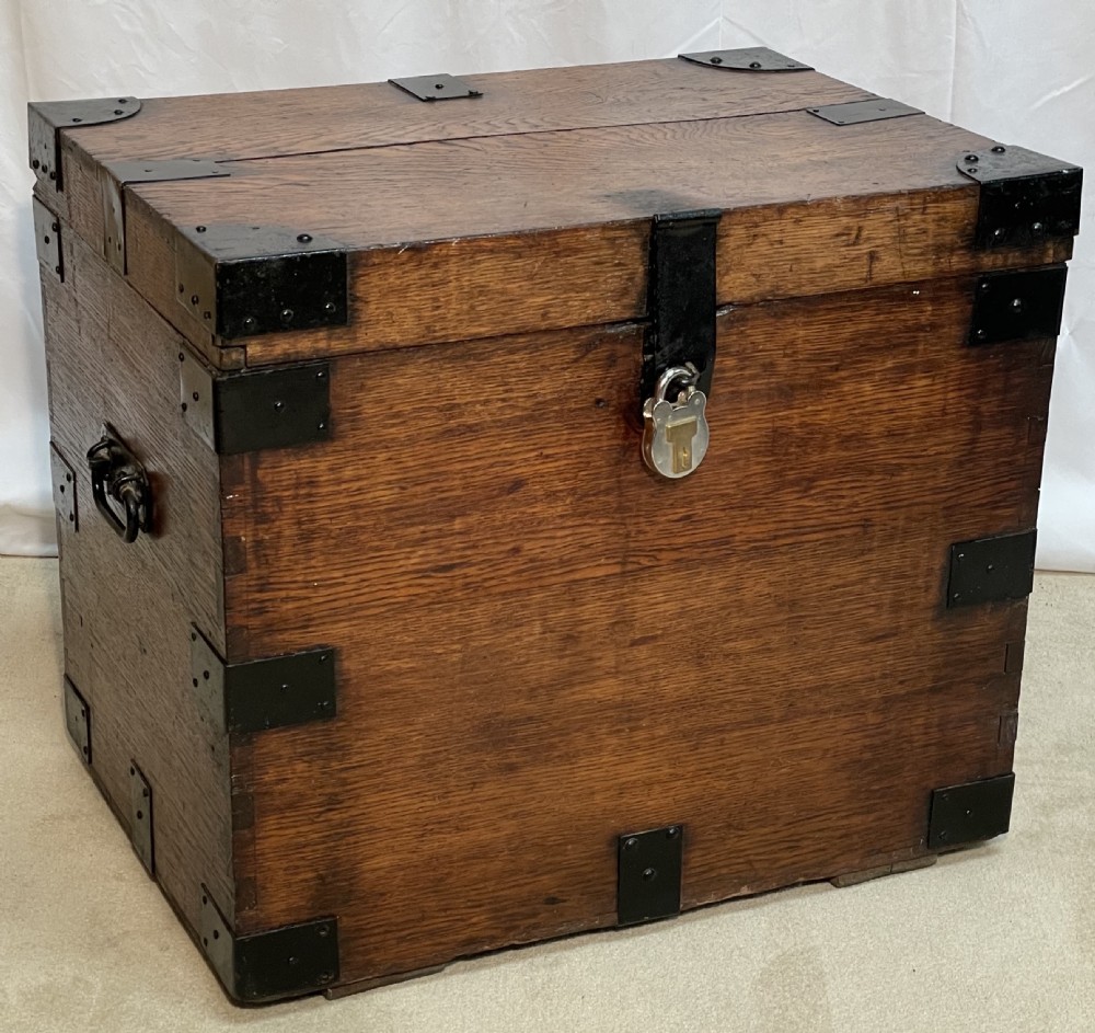 Iron Bound Oak Silver Trunk 19th Century View XI
