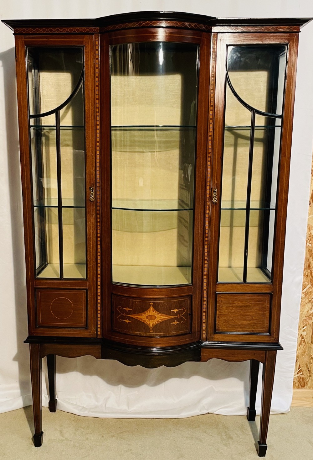Inlaid Mahogany Edwardian Display Cabinet 