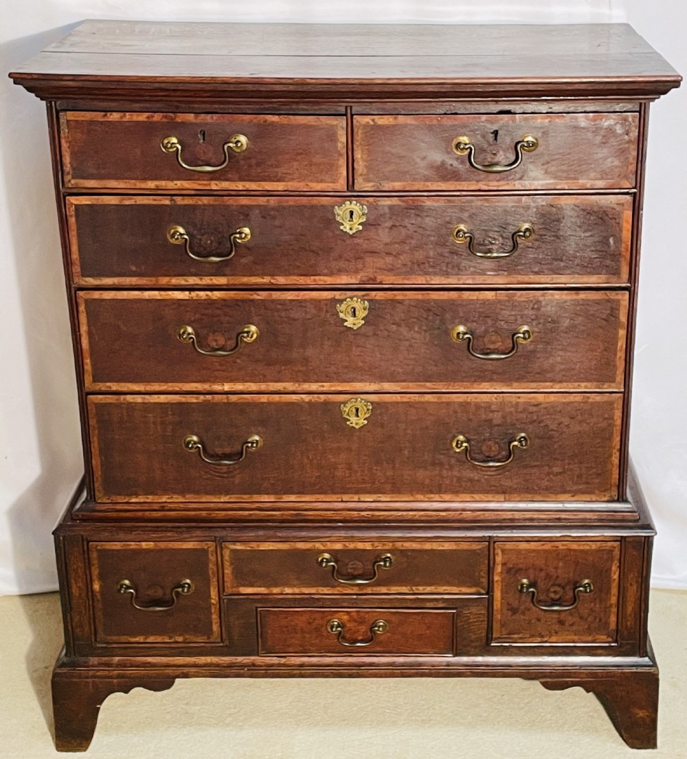 18th Century Oak Chest of Drawers on Stand. View IV
