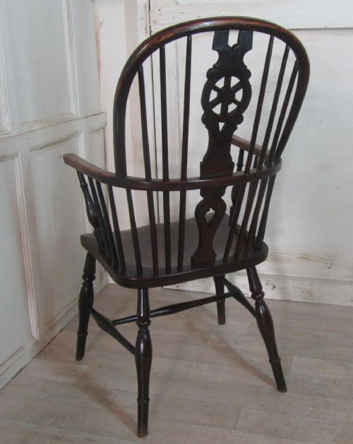 fig 2. A Georgian Elm and Ash Wheel Back Windsor Carver Chair