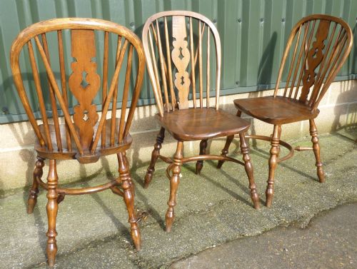 fig 2. A Set of 6 High Wycombe Windsor Country Dining Chairs 
