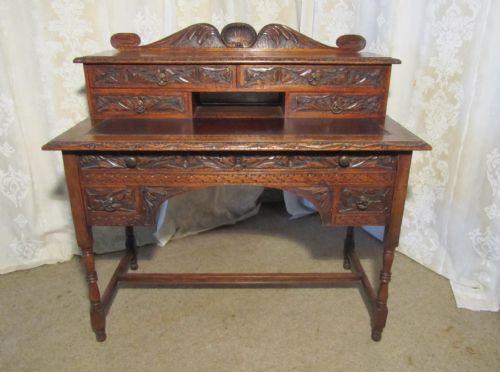 A Georgian Country Oak Lowboy