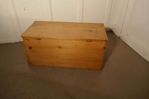 fig 1. Victorian Pine Blanket Box