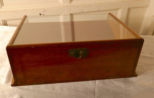 fig 3. Counter top Display Cabinet for L & C HARDMUTH’S “KOH-I NOOR” Pencils