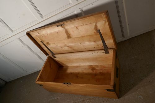 fig 1. Victorian Pine Blanket Box,