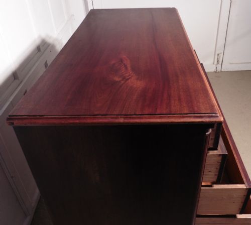 fig 3. Large Georgian Mahogany Chest of Drawers