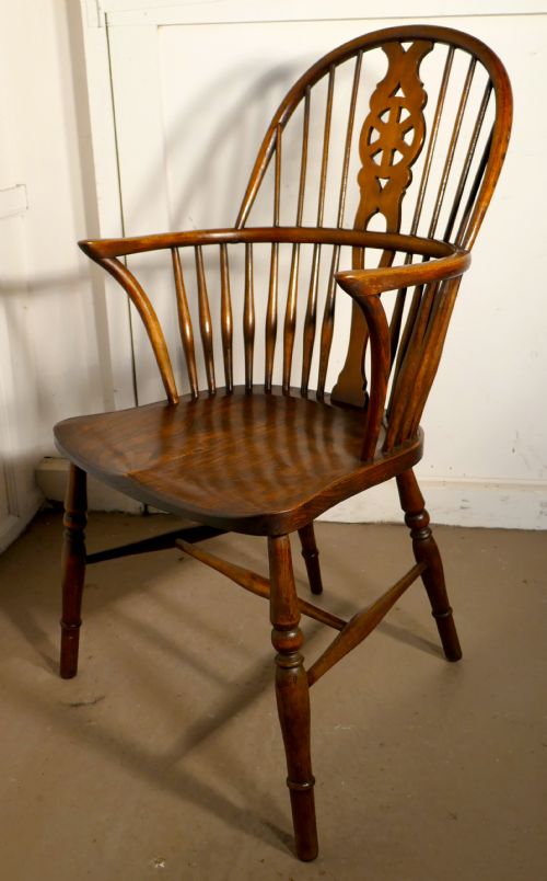 fig 3. A Georgian Elm and Ash Wheel Back Windsor Carver Chair
