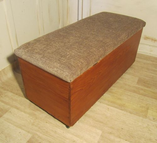 fig 3. Victorian Pine Ottoman, Blanket Toy Box Linen Chest