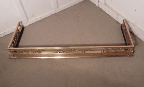 Large Victorian Art Nouveau Brass Fender