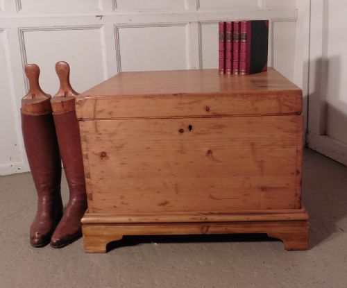 fig 3. Large Victorian Pine Blanket Box